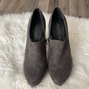 ALDO HEELS SIZE 8.5